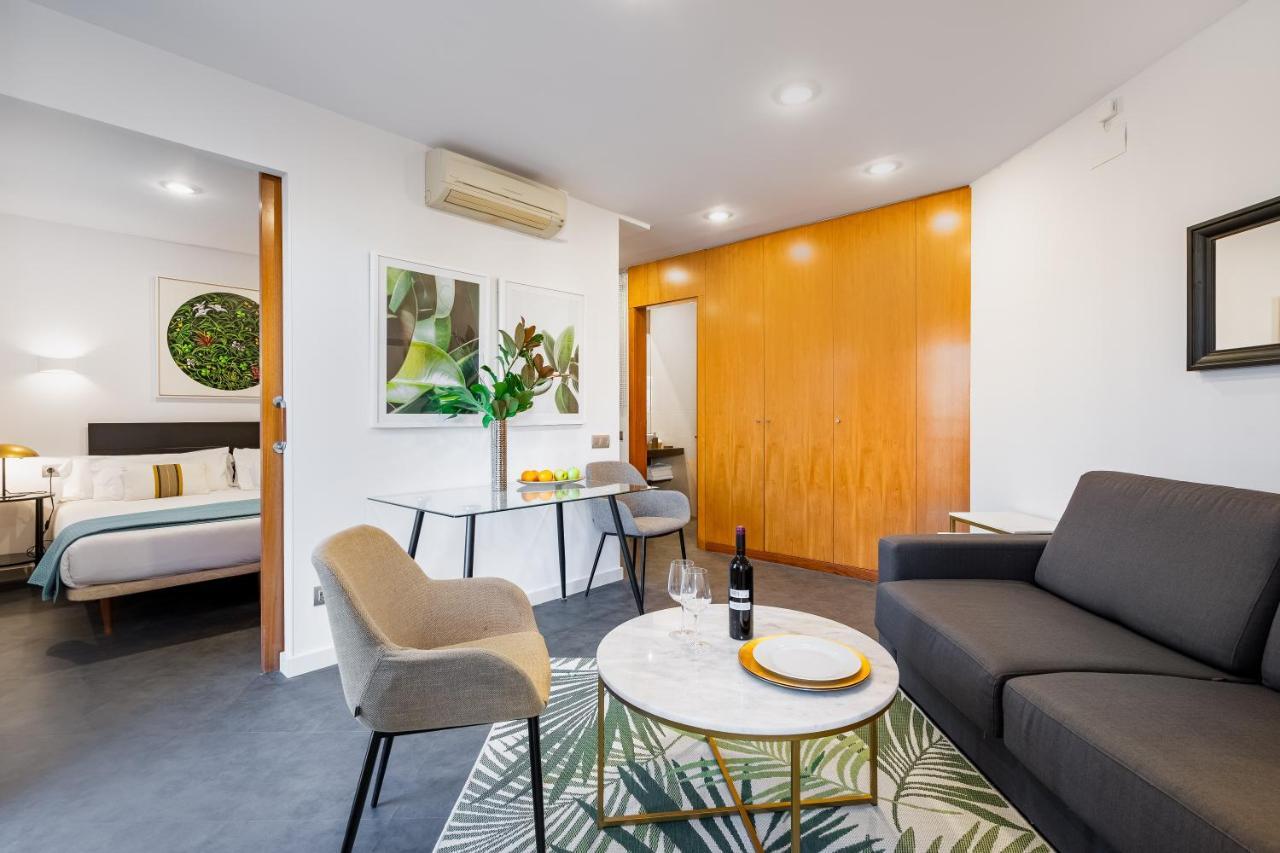 Lodging Apartments City Center-Eixample Barcelona Ngoại thất bức ảnh