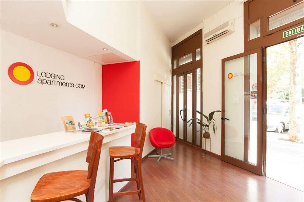 Lodging Apartments City Center-Eixample Barcelona Ngoại thất bức ảnh